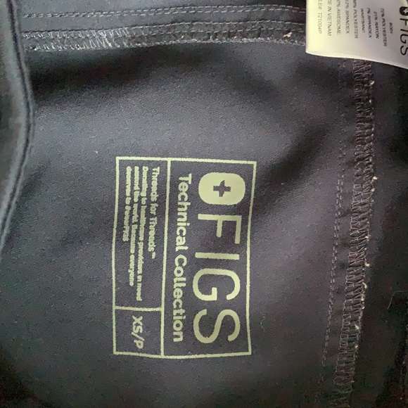 Figs navy scrub pants-xs petite - Picture 5 of 5